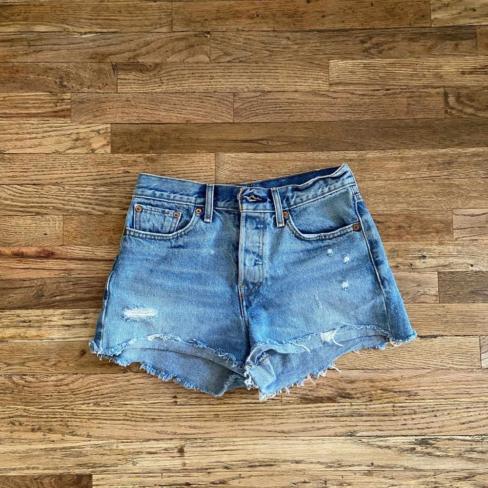 Levi’s 501 shorts!